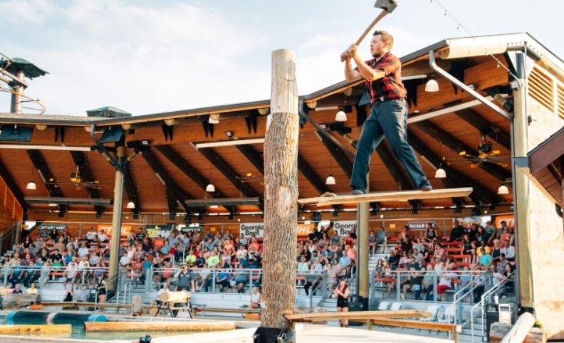 Paula Deen's Lumberjack Feud Supper Show, United States